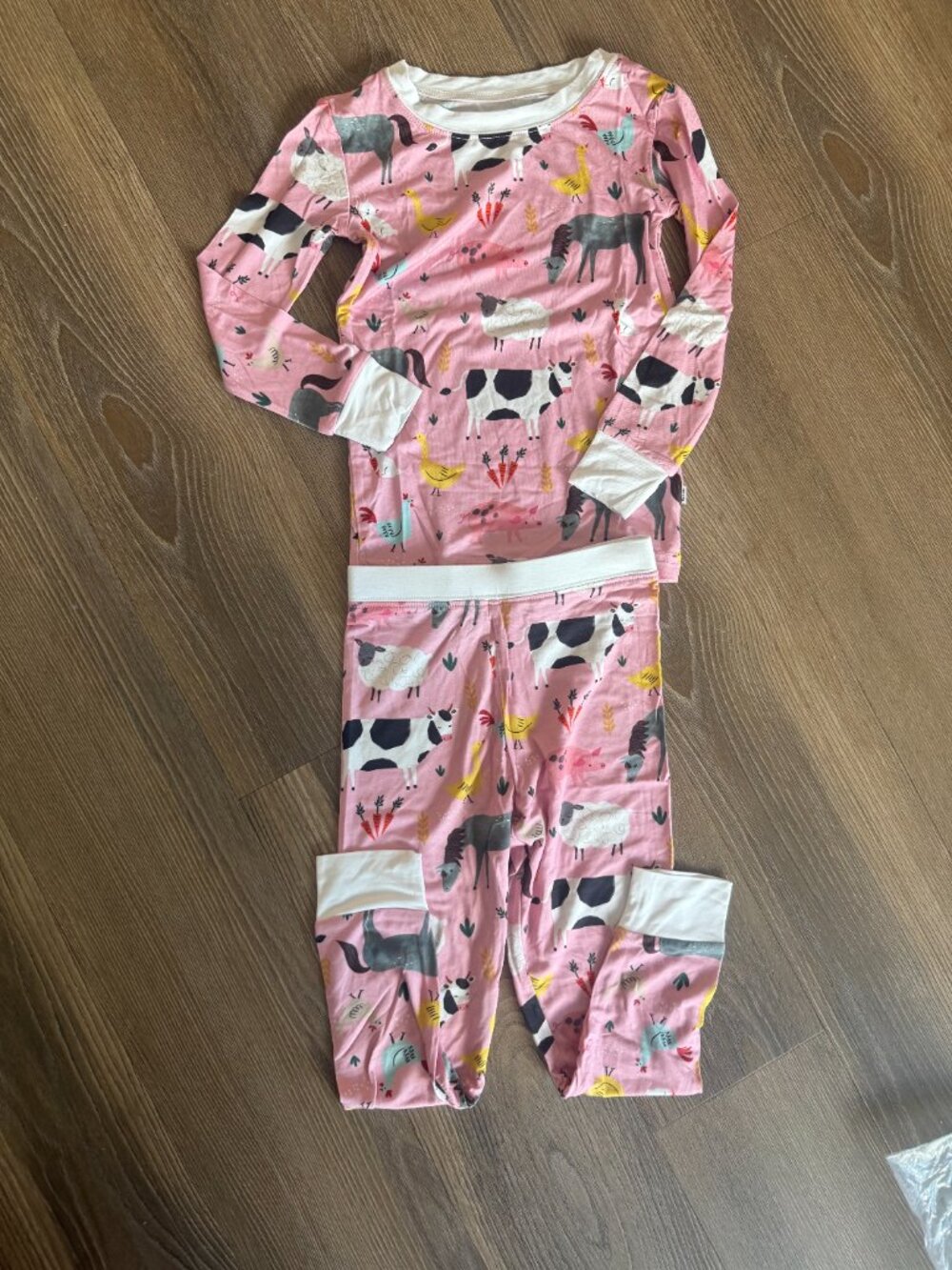 NWOT Little Sleepies Pink Farm Animals Two-Piece Bamboo Viscose Pajama Set - 3T